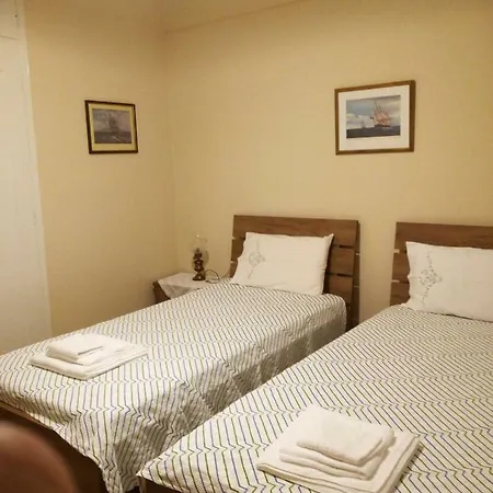 Luxurious * Katakolo