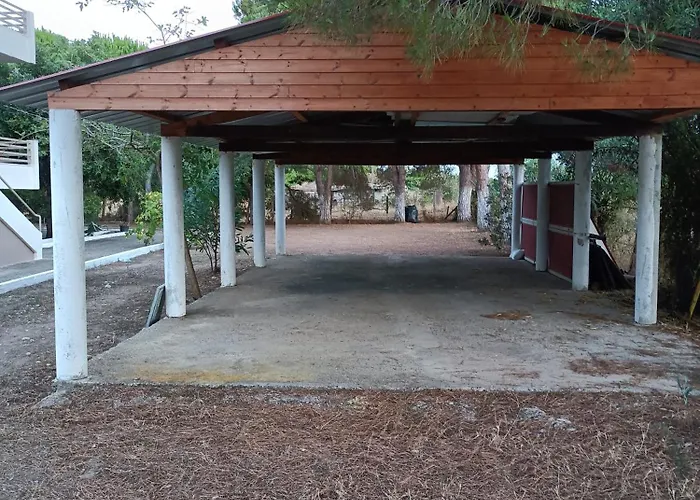 Апартаменты Luxurious Катаколон