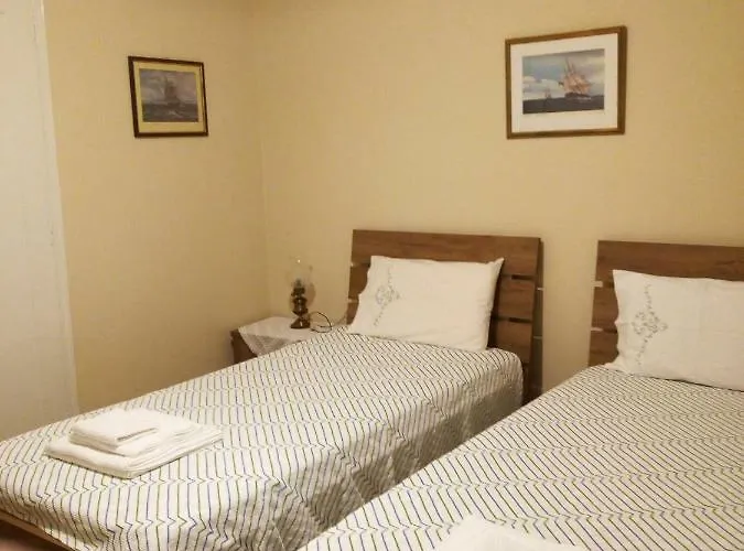 Luxurious * Katakolo